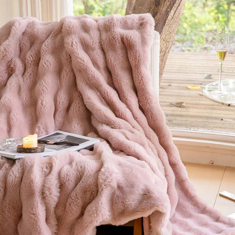 Super Soft Large Faux Fur Winter Blanket Throw Rug 200x230cm Pink